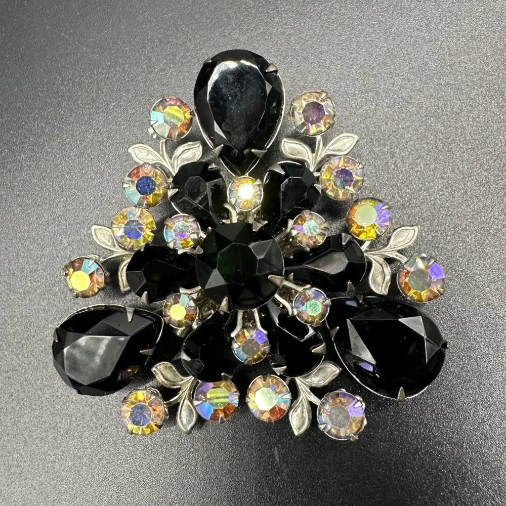 Vintage Brooch Pin Black Aurora Borealis Rhinestones Triangle Statement READ - Picture 2 of 12